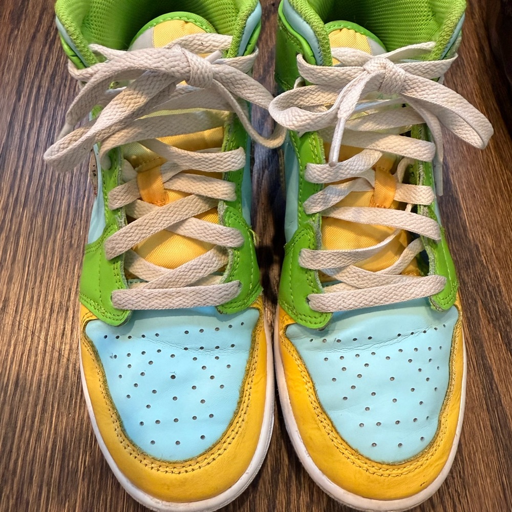 Nike Kids Green and Yellow Sneakers